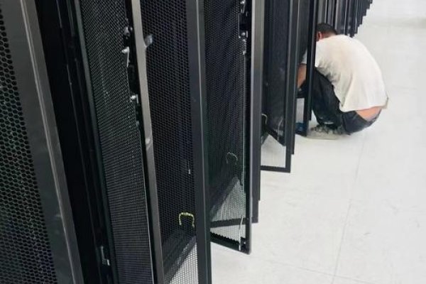 机房机柜照片，细节与视觉盛宴-新乐天