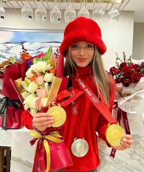 处女座性格，理性优雅与务实担当的双重镜像插图