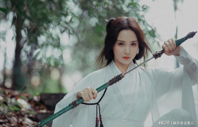 高冷唯美网名，霜凌雪，寒意自知插图