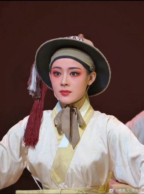 红颜素妆，探寻背后的生肖之谜插图