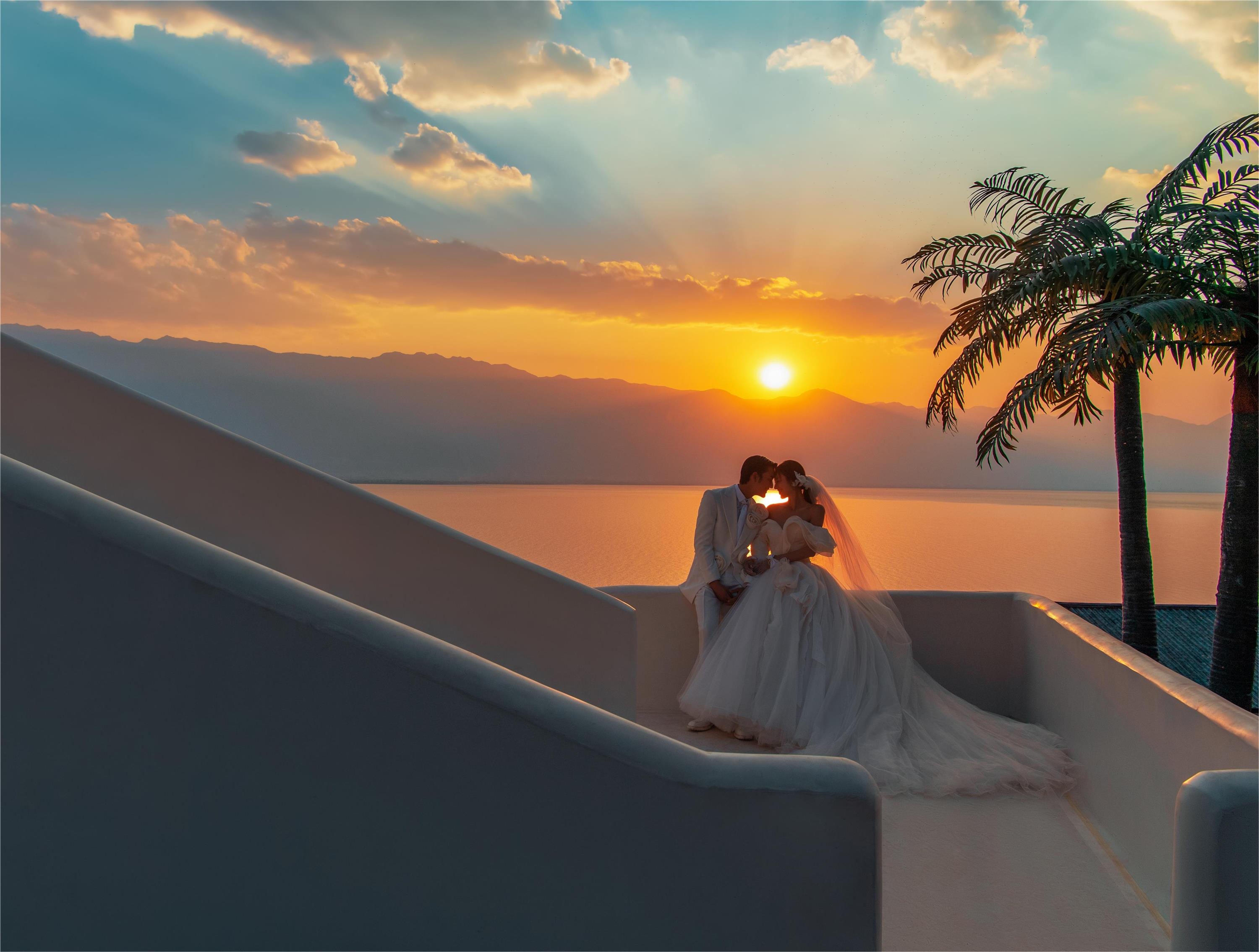 金凤凰婚介，架起幸福桥梁，引领真爱之旅插图