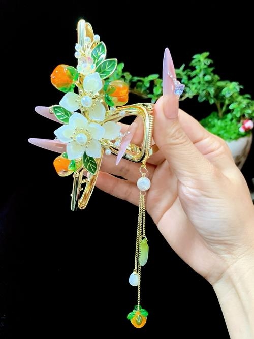 流行美发卡，时尚与实用的完美结合插图