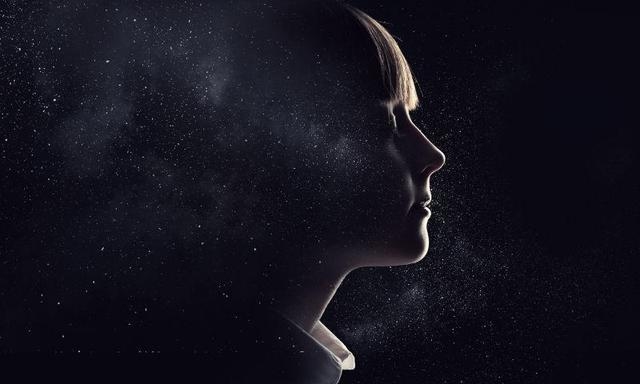 梦见别人送我东西，解读梦境中的深意与情感插图