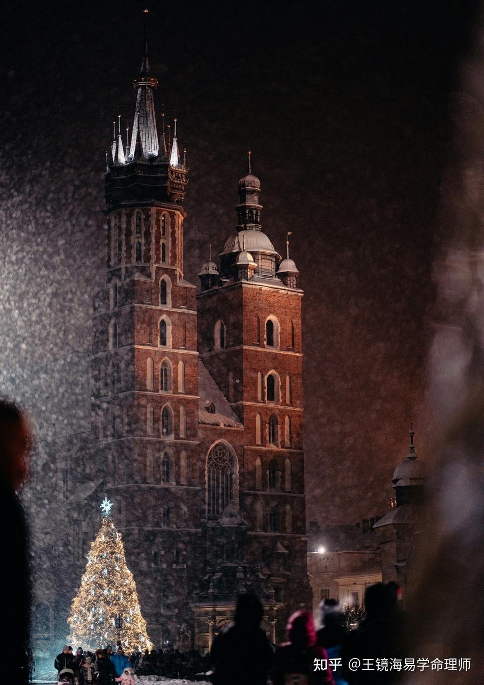 梦见下雪了，预兆与象征意义插图