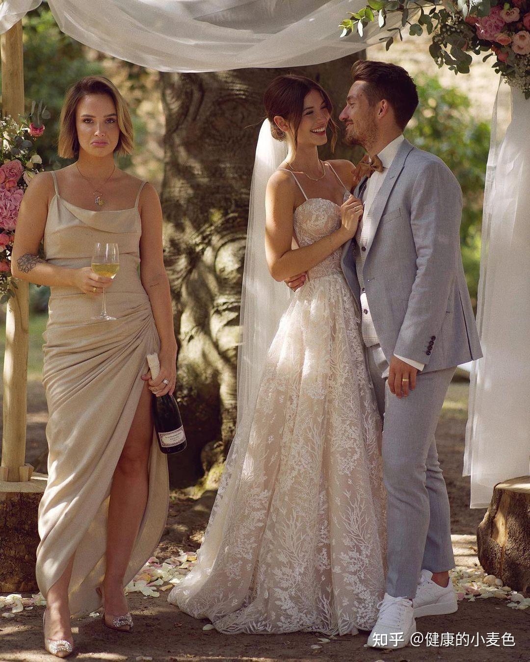 梦见自己和别人结婚插图