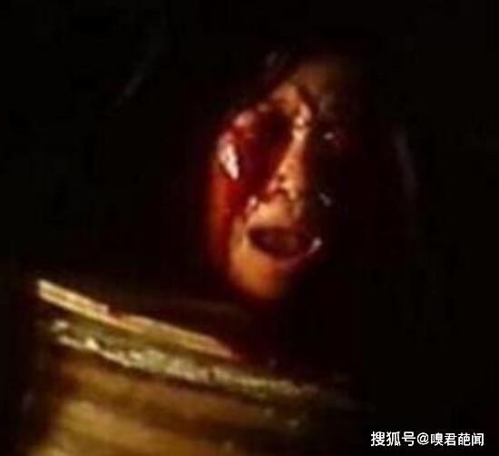 梦魇边缘，解析梦见把狗打死的深层含义插图