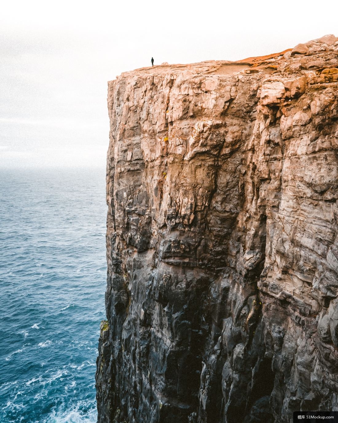 梦中的悬崖峭壁,探索内心深处的恐惧与勇气插图 梦中的悬崖峭壁,探索内心深处的恐惧与勇气插图