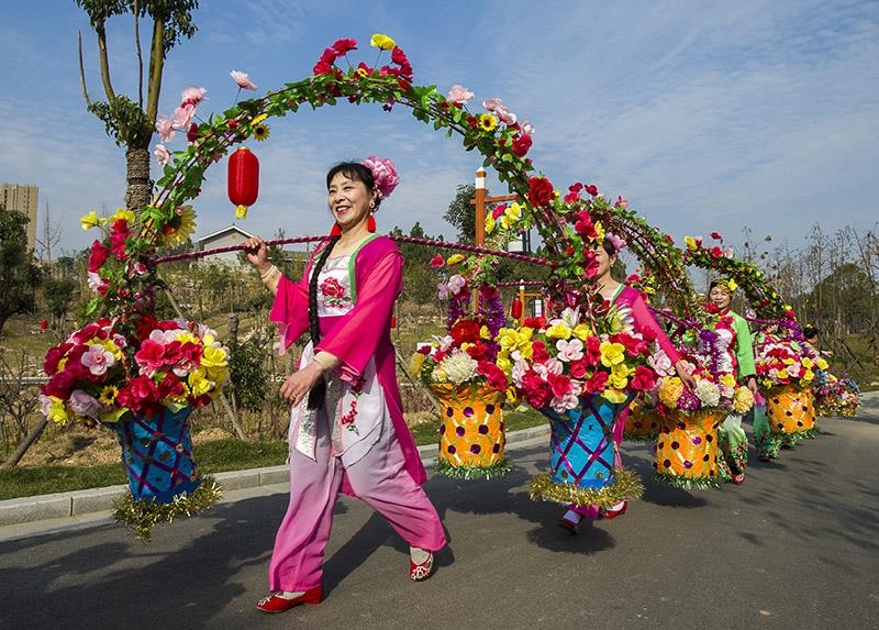 农历七月二十九，传统与现代交织的独特日子插图