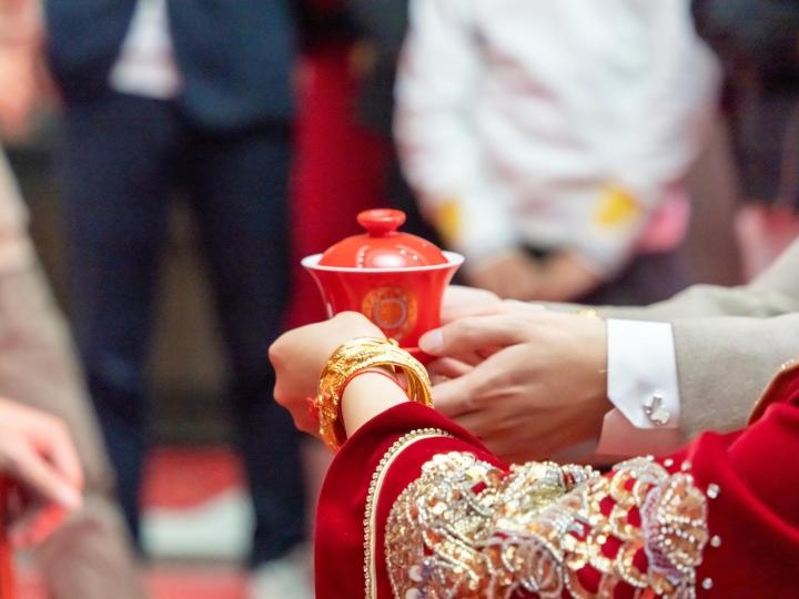 农历四月初八宜嫁娶，但需避酉犯午插图