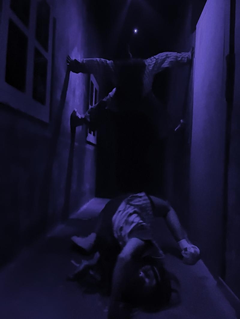 破晓夜的殡仪馆，破墙而入的诡异与救赎插图