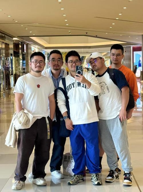 四川同志聊天，探索地域文化中的独特交流方式插图