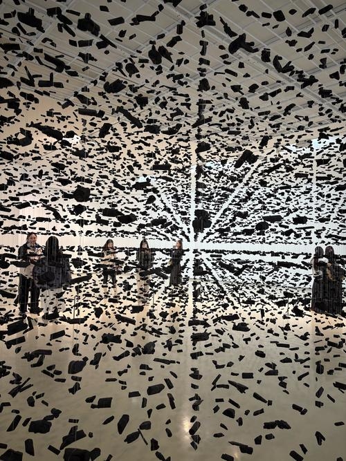 探索无限,空间照片的命名艺术插图 探索无限,空间照片的命名艺术插图