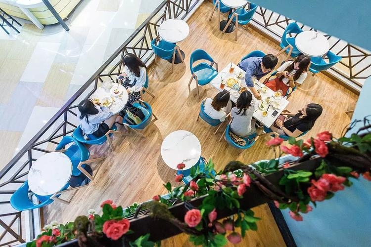 胶州网聊天室，网络空间里的温暖互动，见证生活新气象插图