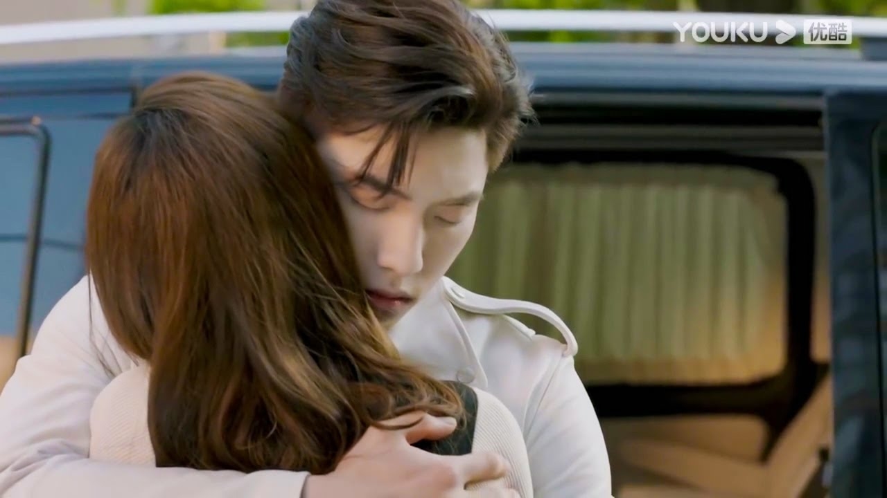 李荣浩女友，一人分饰两场，其情感纠葛的动人风景插图