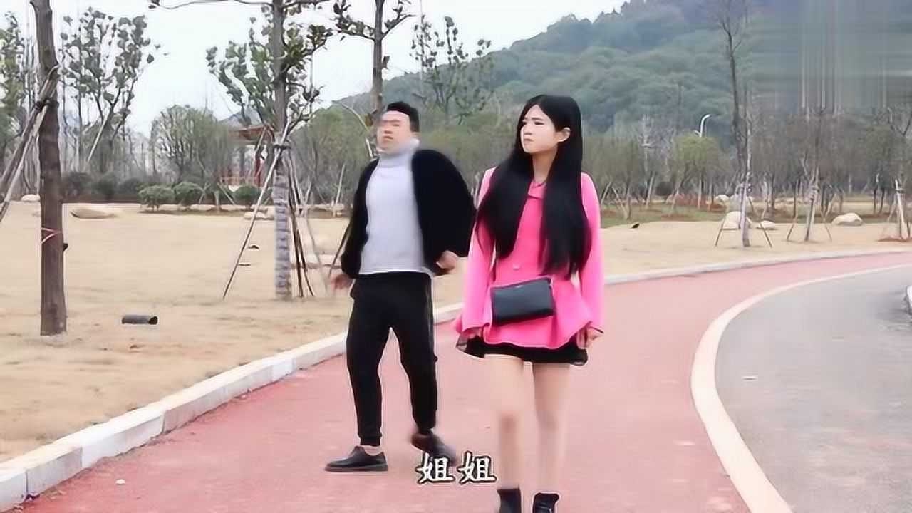 QQ泡妞聊天记录揭秘，一段甜蜜的恋爱之旅插图
