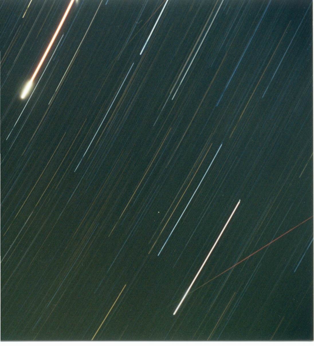 狮子座流星雨的璀璨瞬间—图片背后的故事插图