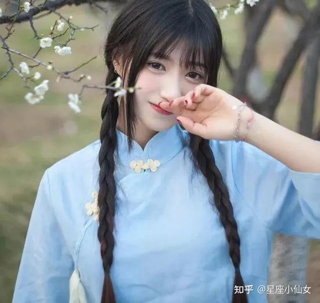 狮子座女生的性格，自信、热情与坚韧并存插图