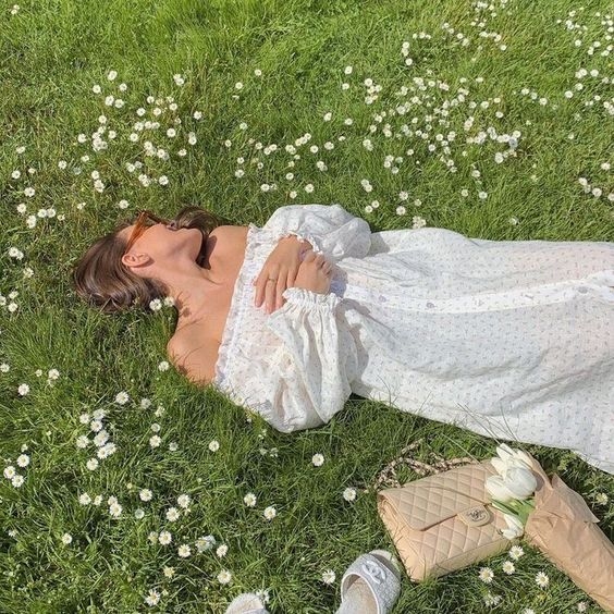 英语名字女生选择指南，当个性与内涵碰撞出独特火花插图