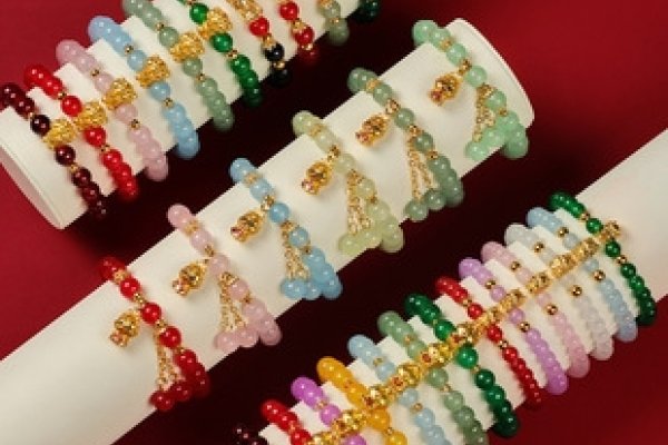 本命年龙女生佩戴推荐-新乐天