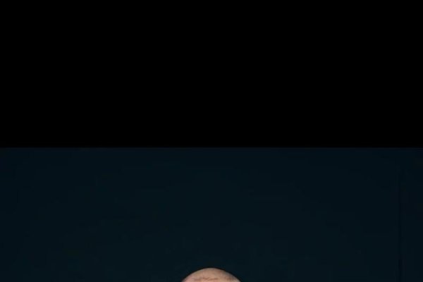 传统与现代碰撞，老衲づ法号帅哥的幽默高端风-新乐天