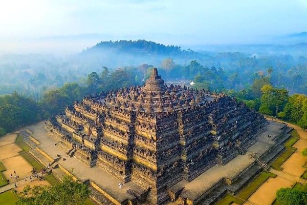 浮屠塔下的黄历，古老智慧与现代生活的交融-新乐天