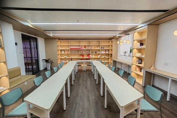 金都聊天室，一网式的社交新空间，让交流变得诗意-新乐天