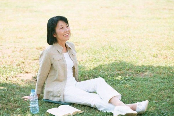 老年女征婚，点亮银发新梦想-新乐天