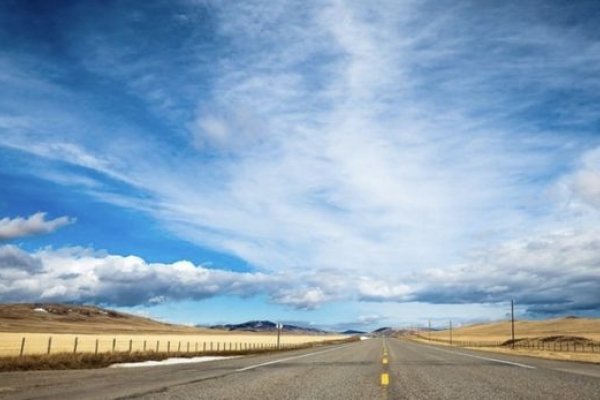 梦回赤足，光脚行走在无垠的梦境之境-新乐天