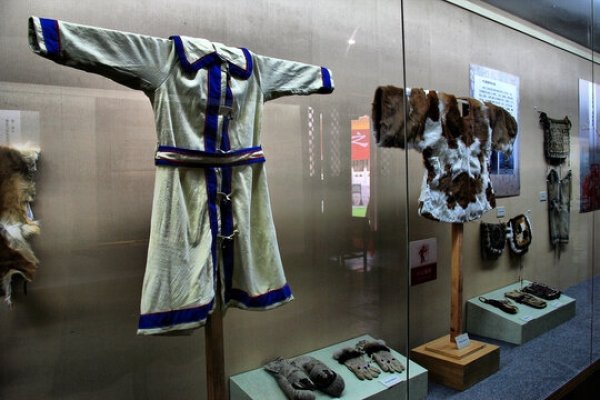 宁夏回族服饰，民族风情与多元文化交融的瑰宝-新乐天