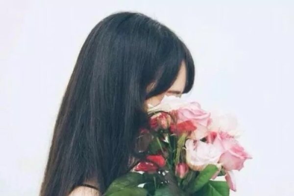 气质女人味的微信名精选-新乐天