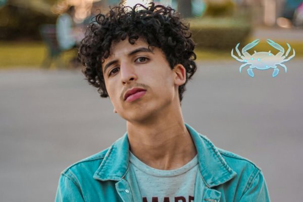 巨蟹男生的内心世界,解读巨蟹座男生的性格-新乐天