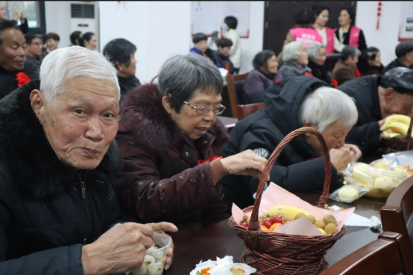 耄耋之年的含义与故事-新乐天