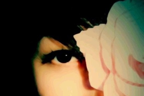 右眼跳男人预兆财运，不同时辰吉凶各异。-新乐天