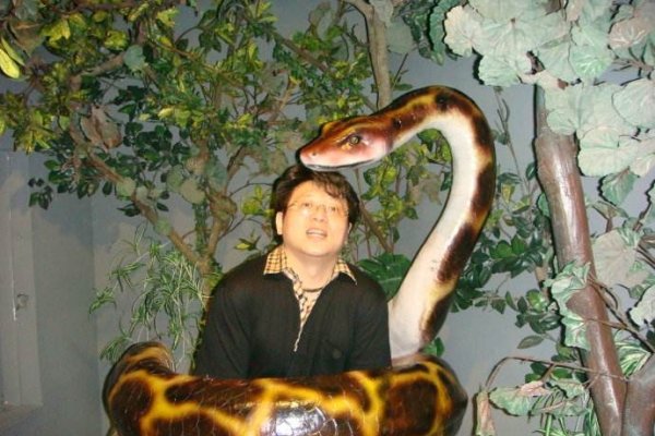 周公解梦，梦见蛇缠身的意义与解读-新乐天