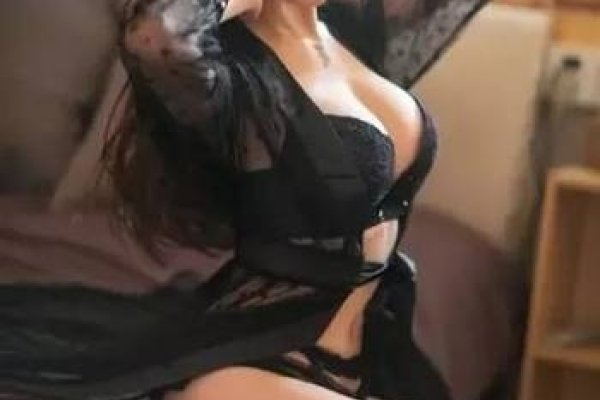 周秀娜八字奶，从网络热词到文化现象的深度剖析-新乐天