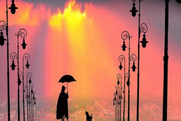 自倚修行网名寓意勇敢横渡、抵达成功彼岸，醉看伊人清酒桃花营造温馨氛围，引发情感共鸣。-新乐天